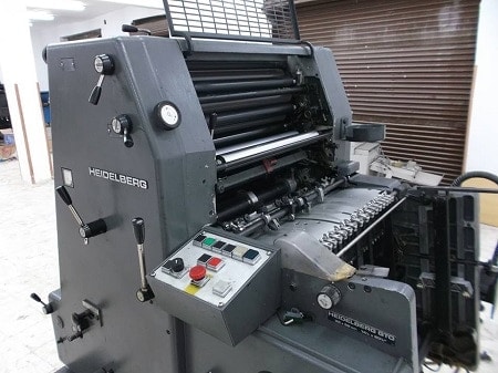 ماكينات الطباعة