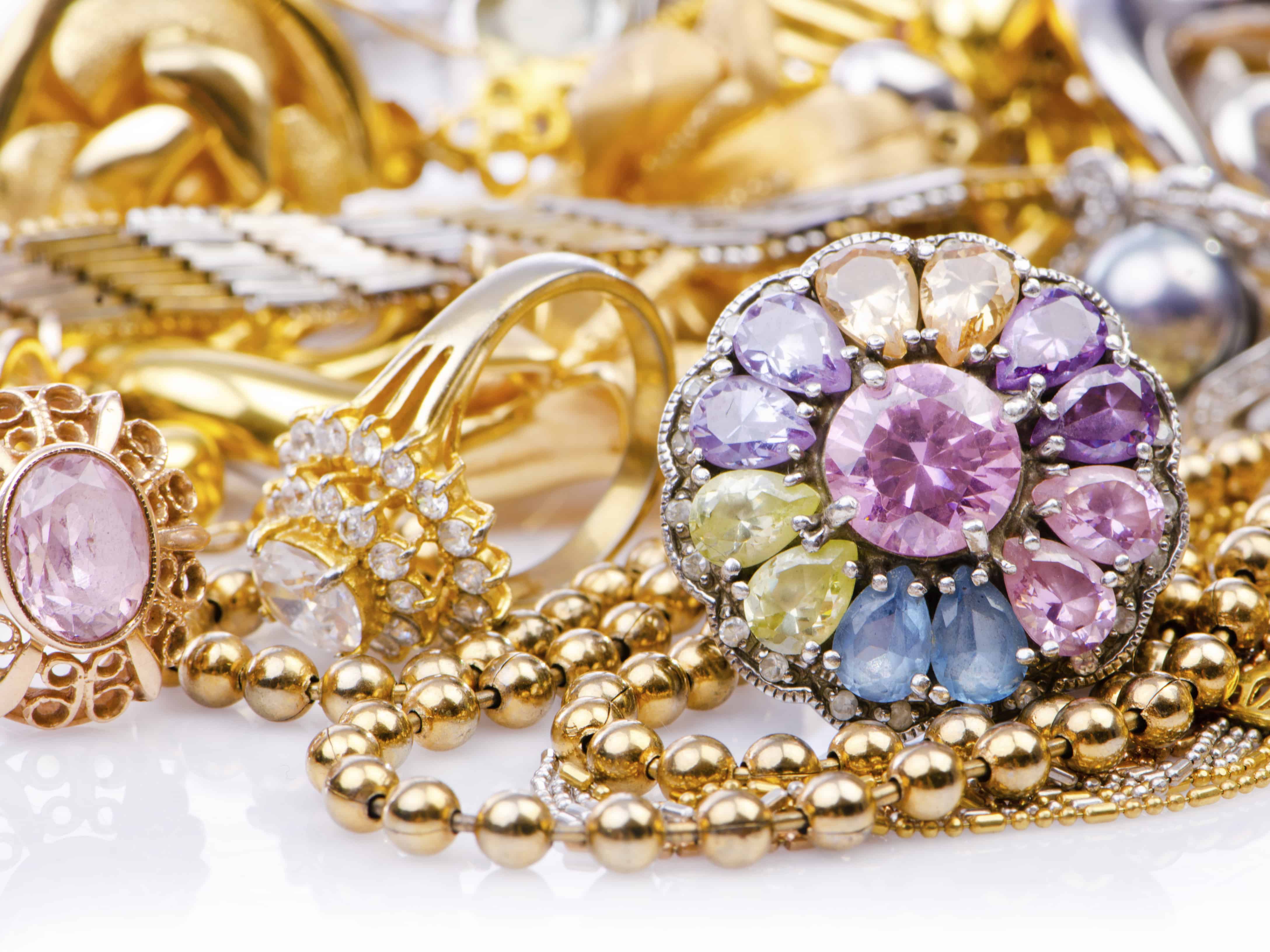 Jewelry ювелирное изделие. Красивая бижутерия. Золотые украшения. Драгоценные украшения для женщин. Красивые украшения золото.